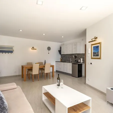 Pet Friendly In بيت للعطل أوباتيا