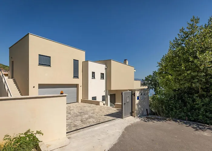 Pet Friendly In Opatija